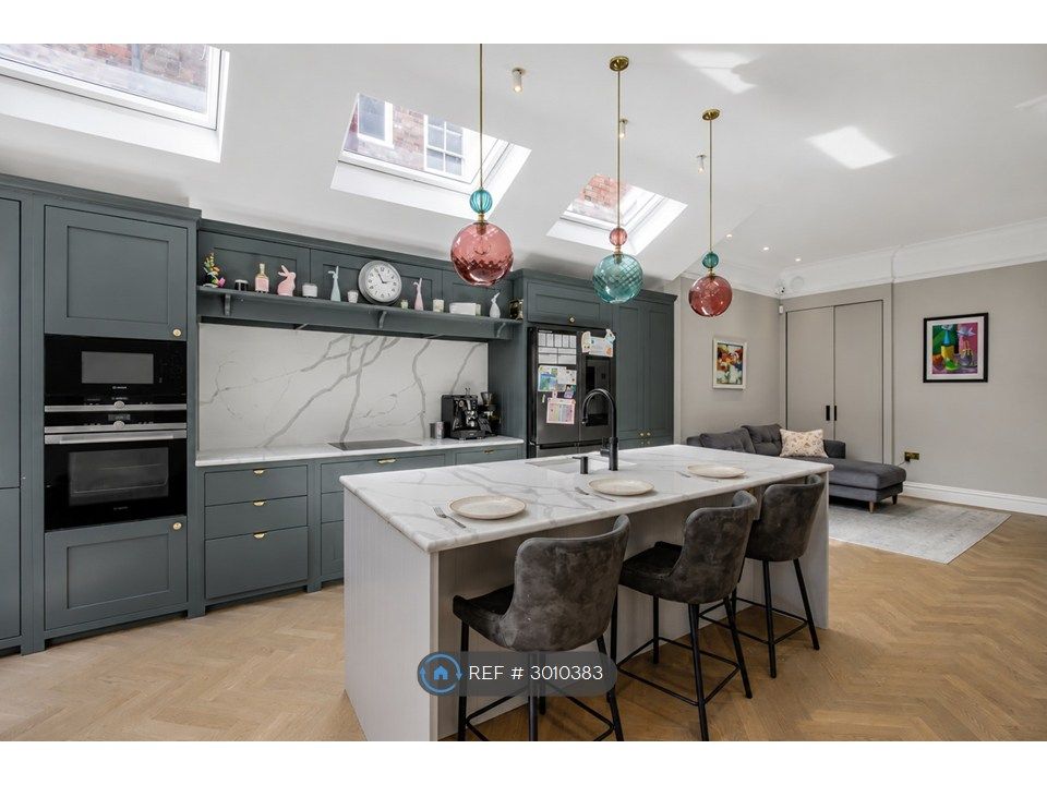 Property photo 2 of 11 Open-Plan Dining Area