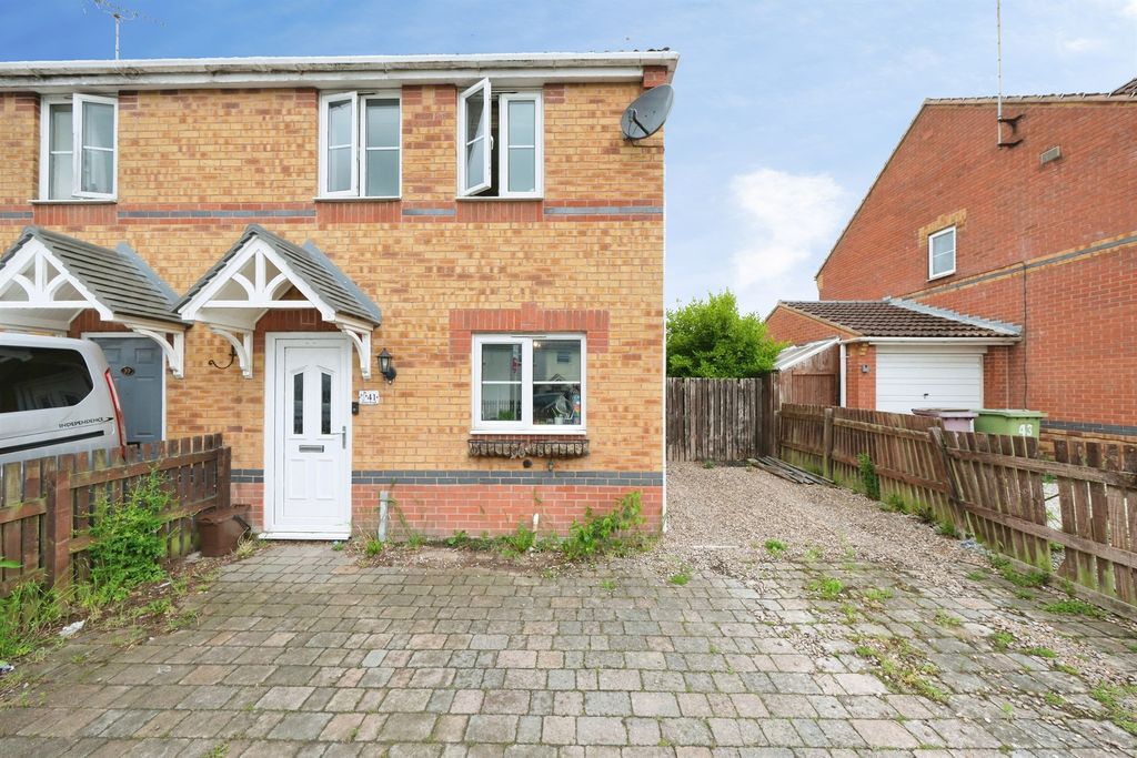Property photo 1 of 2