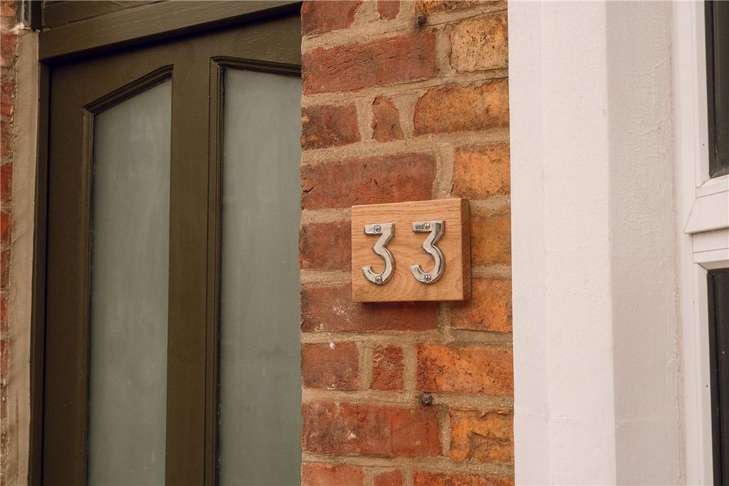 Property photo 3 of 32 Picture 3