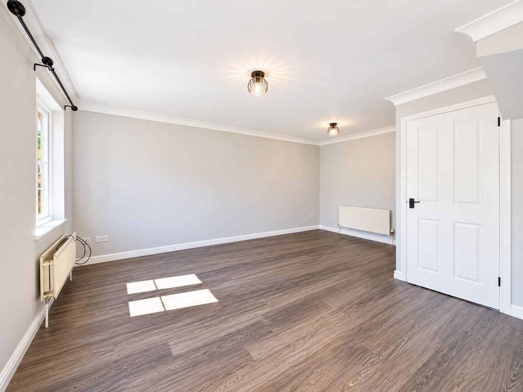 Property photo 3 of 9 Bright Minimalist Living Room Interior