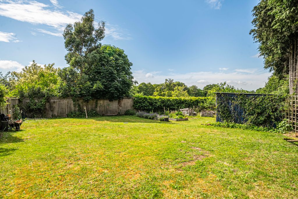 Property photo 3 of 16