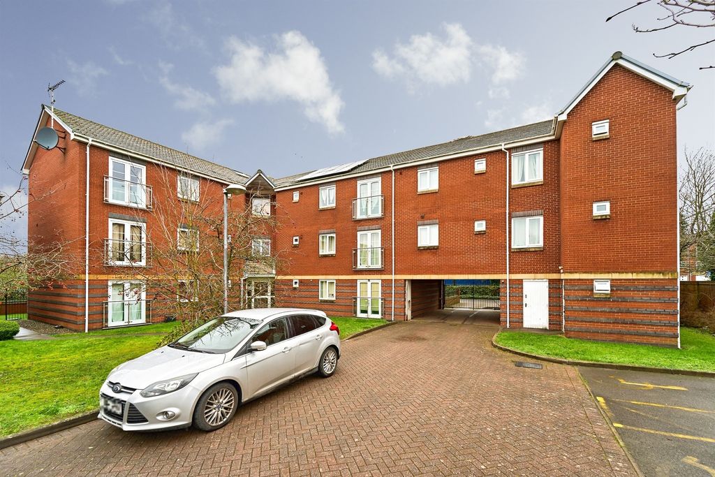 Property photo 1 of 16