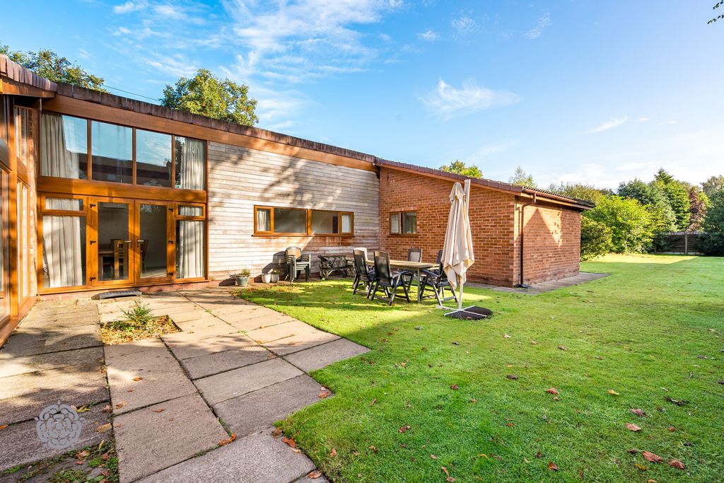 Property photo 1 of 34 Picture No. 26