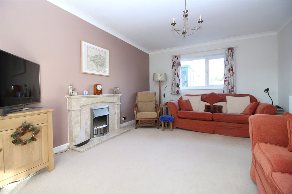 Property photo 3 of 14 Picture No. 33