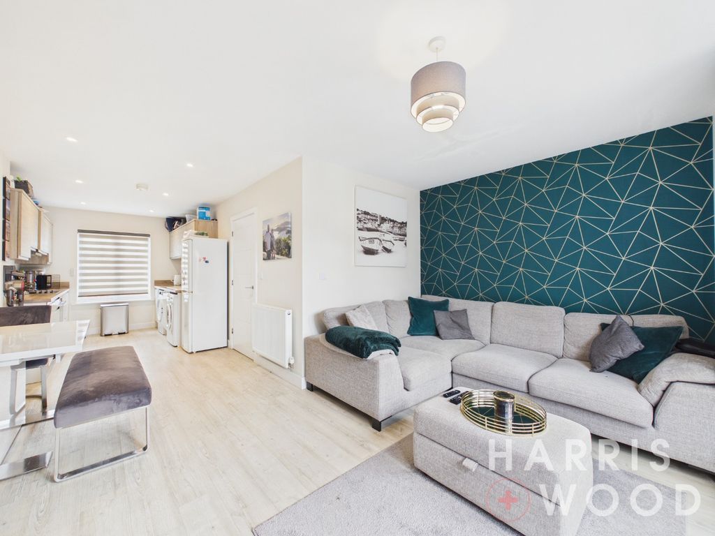 Property photo 3 of 25 5161603