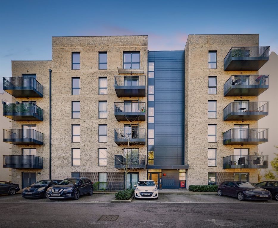 Property photo 1 of 14