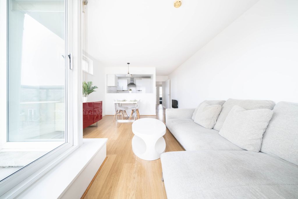 Property photo 2 of 12 Reception View 2