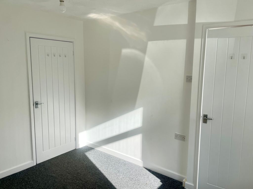 Property photo 3 of 13 Img_5754