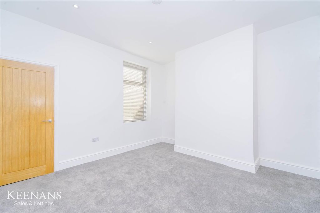 Property photo 3 of 30 3.Jpg
