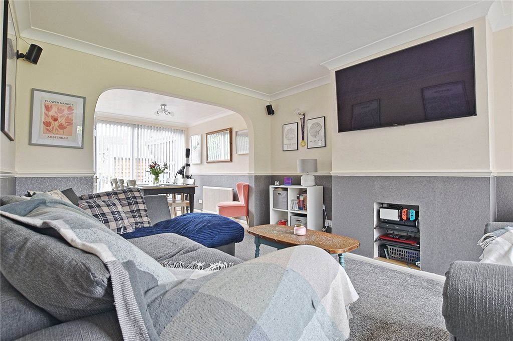 Property photo 2 of 13 Picture No. 01