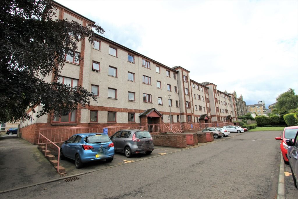 Property photo 1 of 6