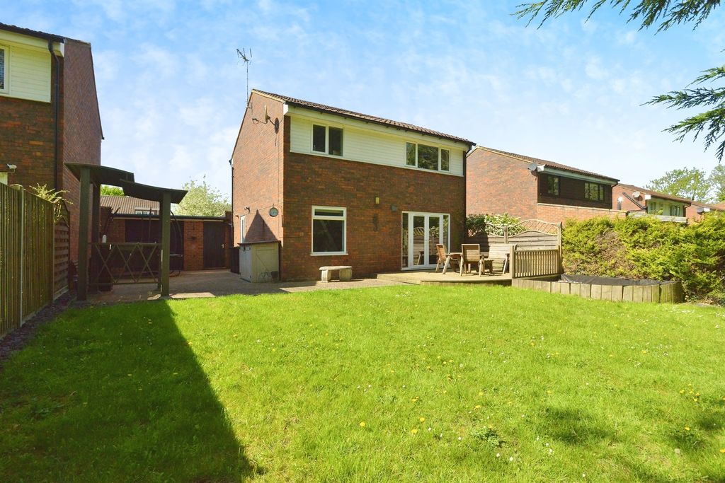 Property photo 1 of 16