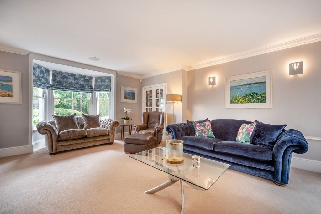 Property photo 3 of 18 Picture 3