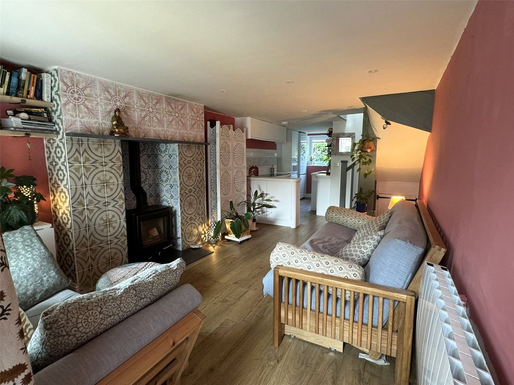 Property photo 3 of 17 Picture No. 35