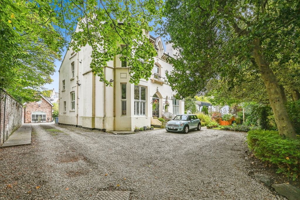 Property photo 1 of 19 Photo