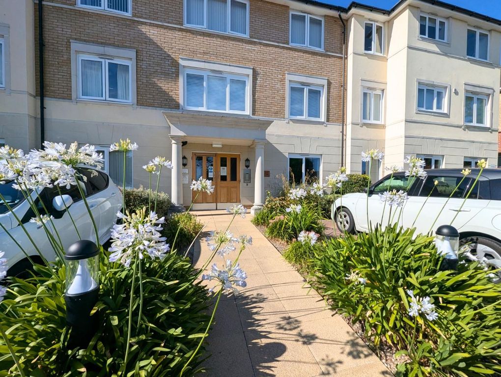 Property photo 1 of 18 Simmonds Entrance.Jpg