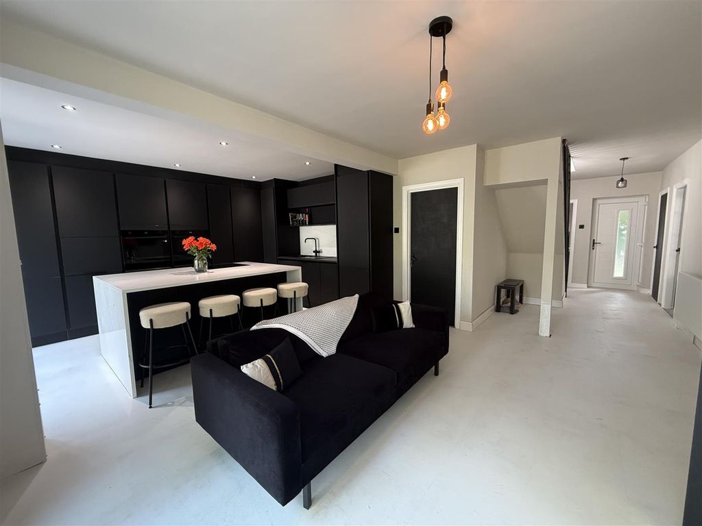 Property photo 3 of 22 Img_0885.Jpg