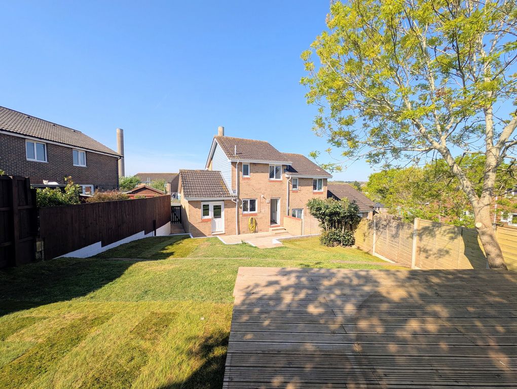 Property photo 1 of 21