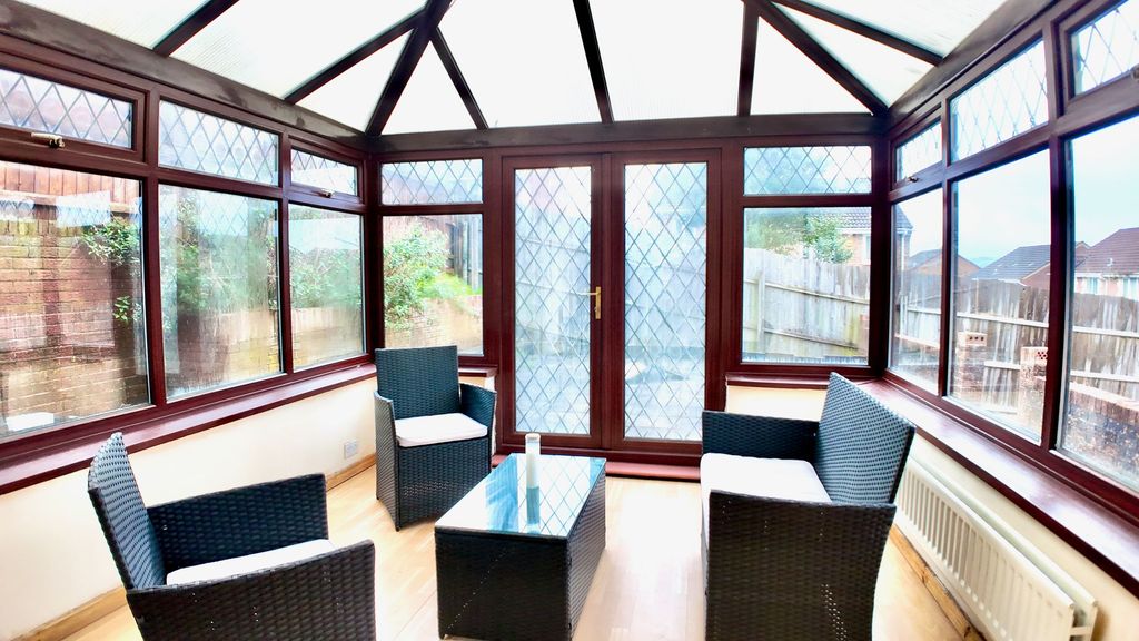 Property photo 3 of 31