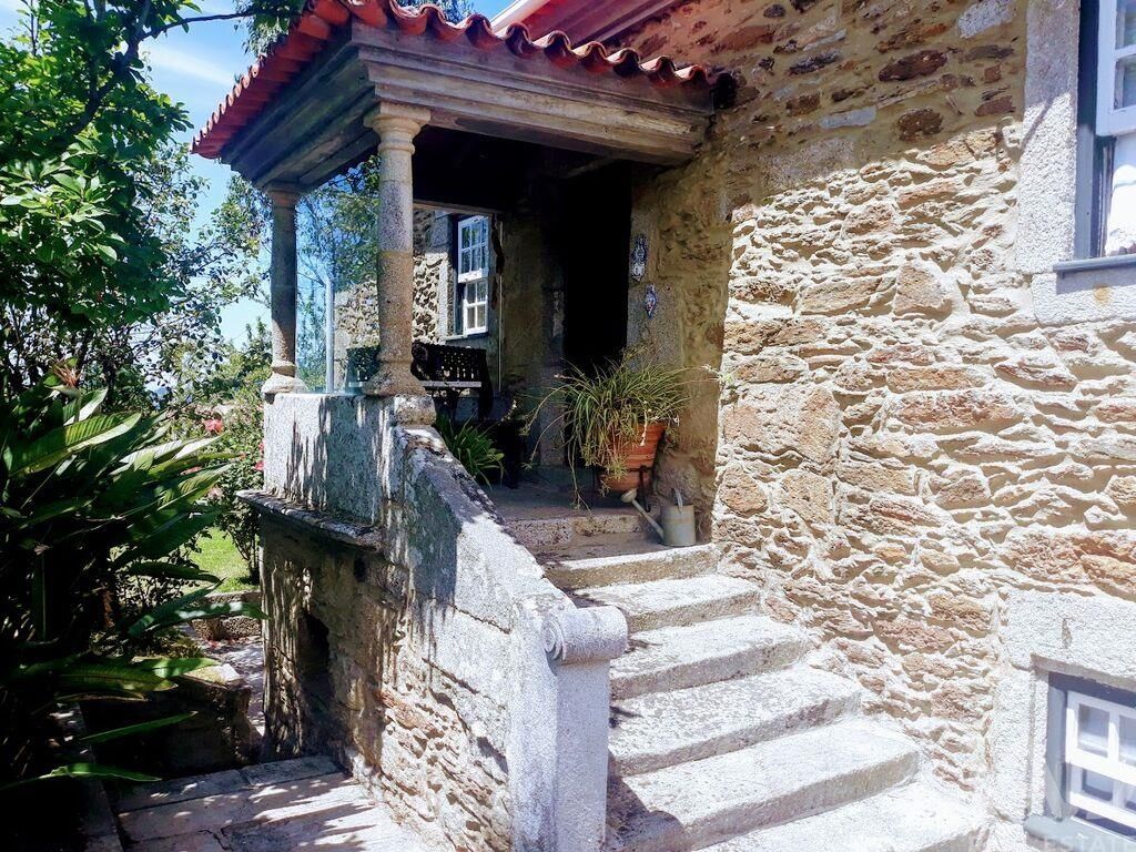 Property photo 1 of 29