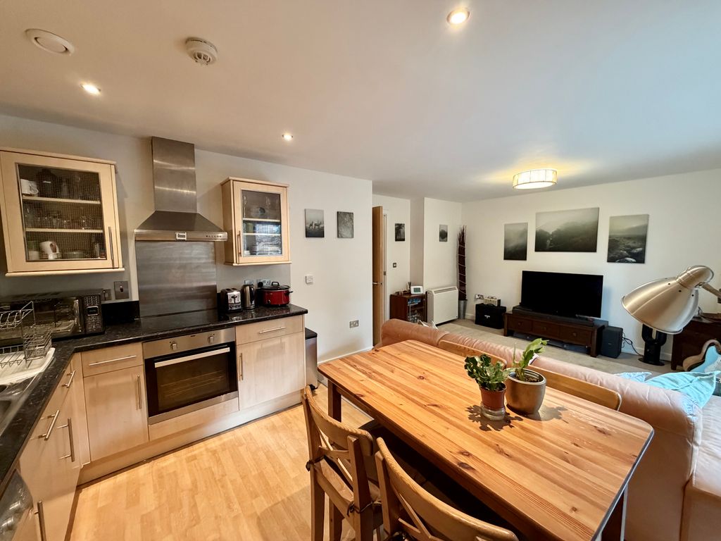 Property photo 3 of 25 Img_4040