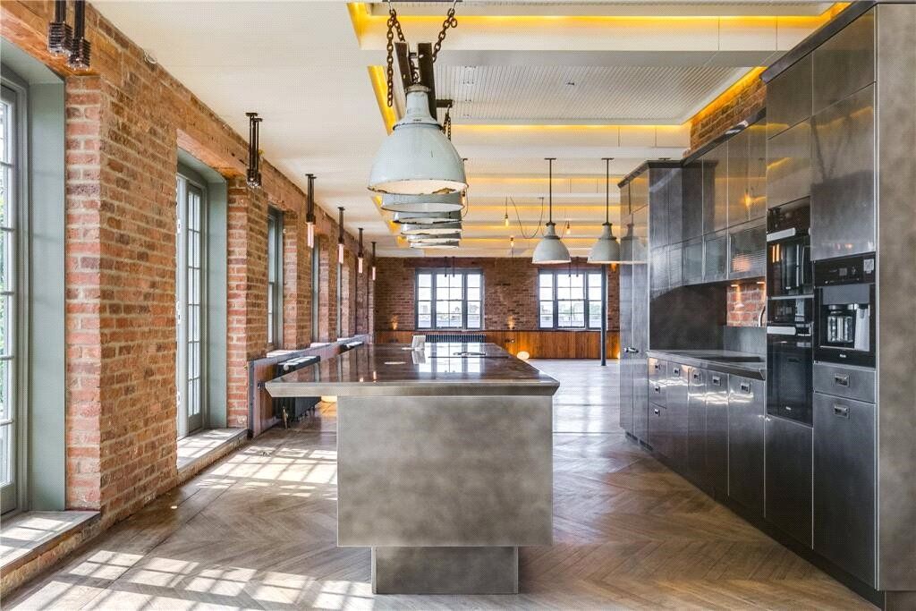 Property photo 3 of 27 Picture No. 04