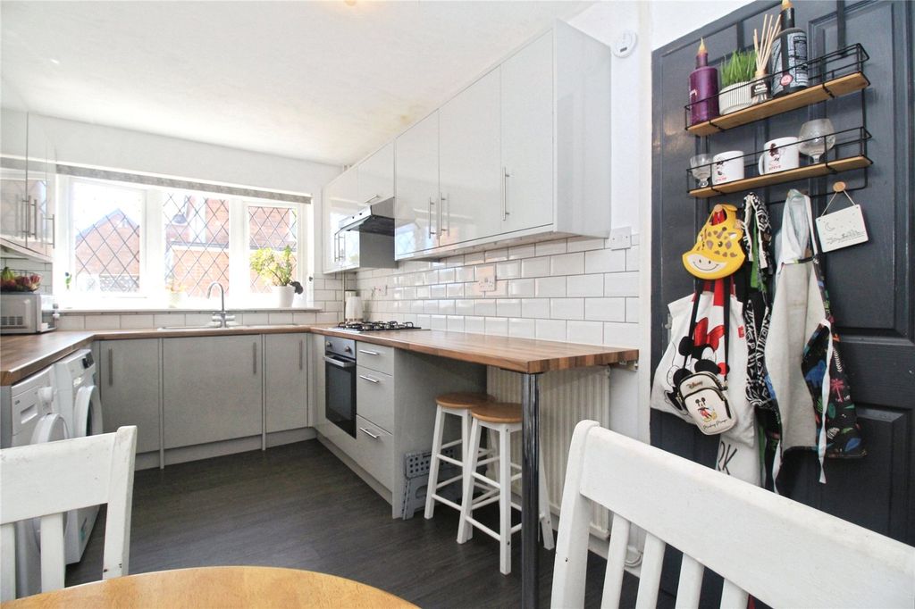 Property photo 3 of 14 Kitchen/Diner