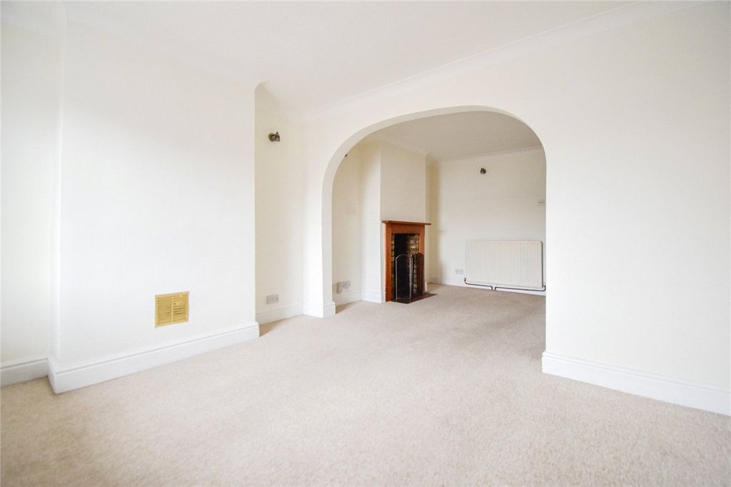 Property photo 3 of 11 Picture No. 28