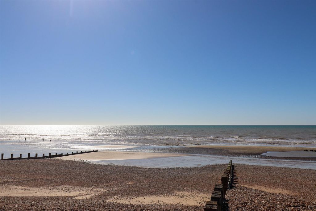 Property photo 3 of 8 Img_8278.Jpg