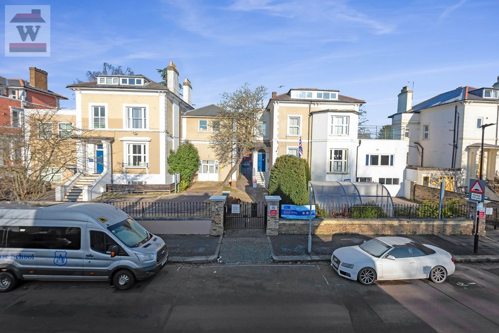 Property photo 1 of 14