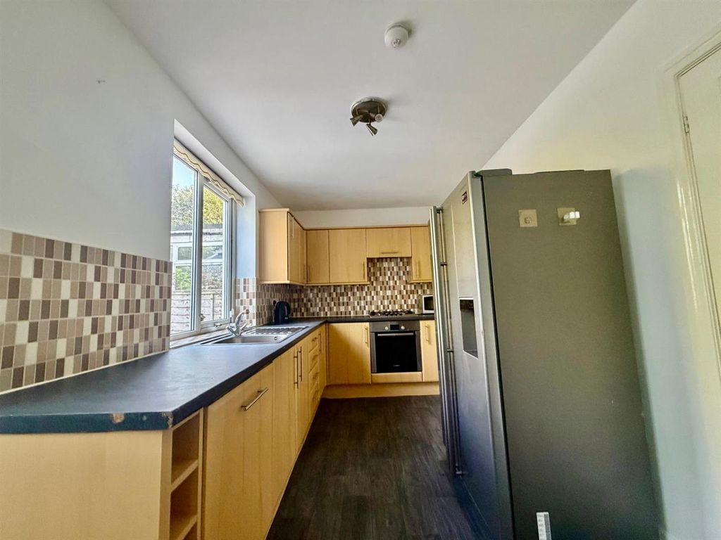 Property photo 3 of 17 Fitted Dining Kitchen: