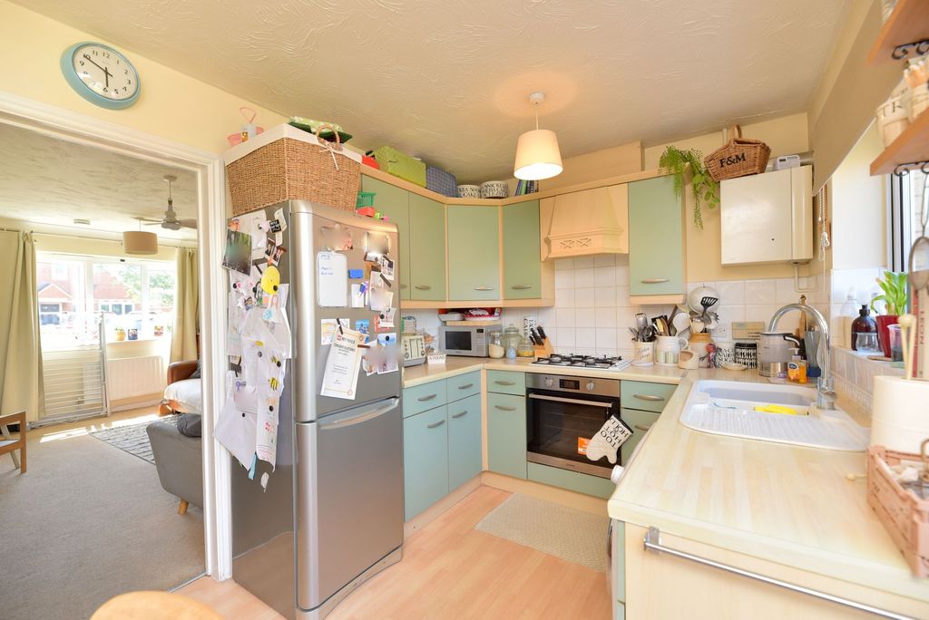 Property photo 2 of 17