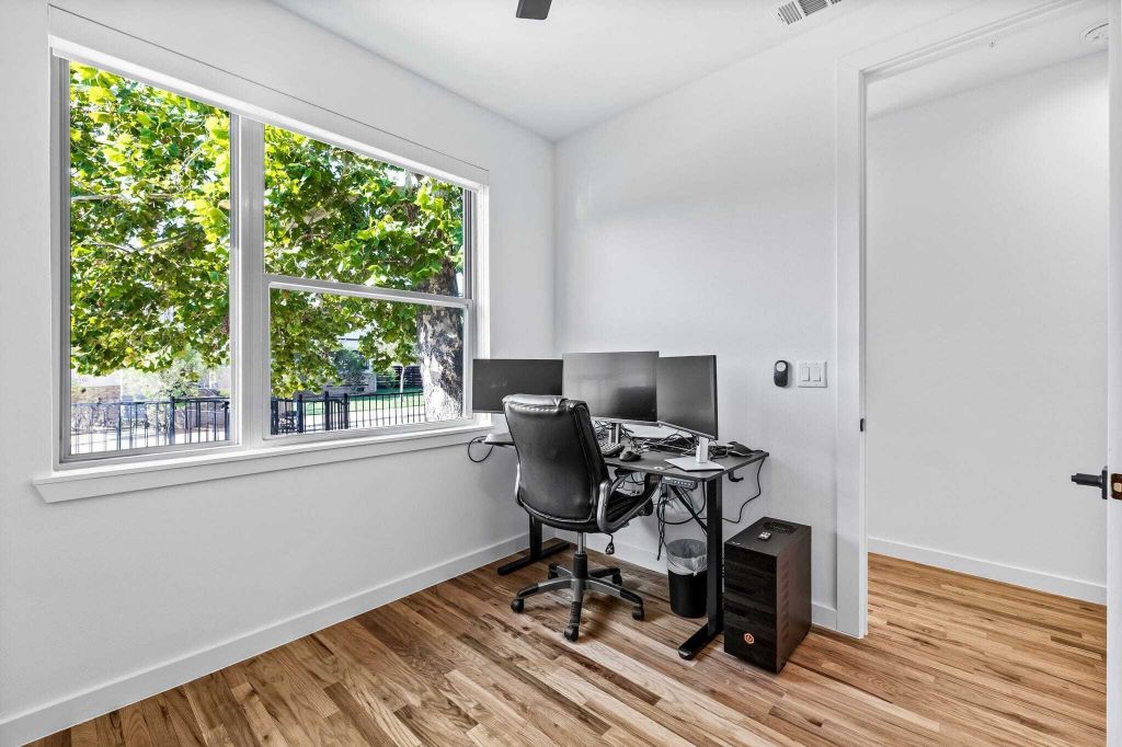 Property photo 3 of 19 <Alttext/>