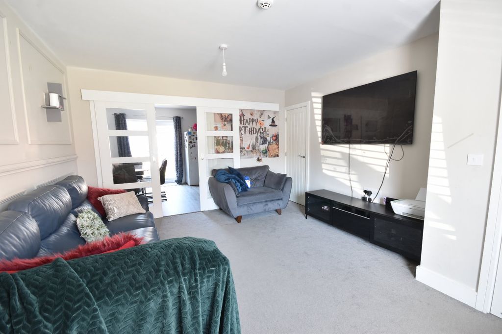 Property photo 2 of 14 Picture No. 03