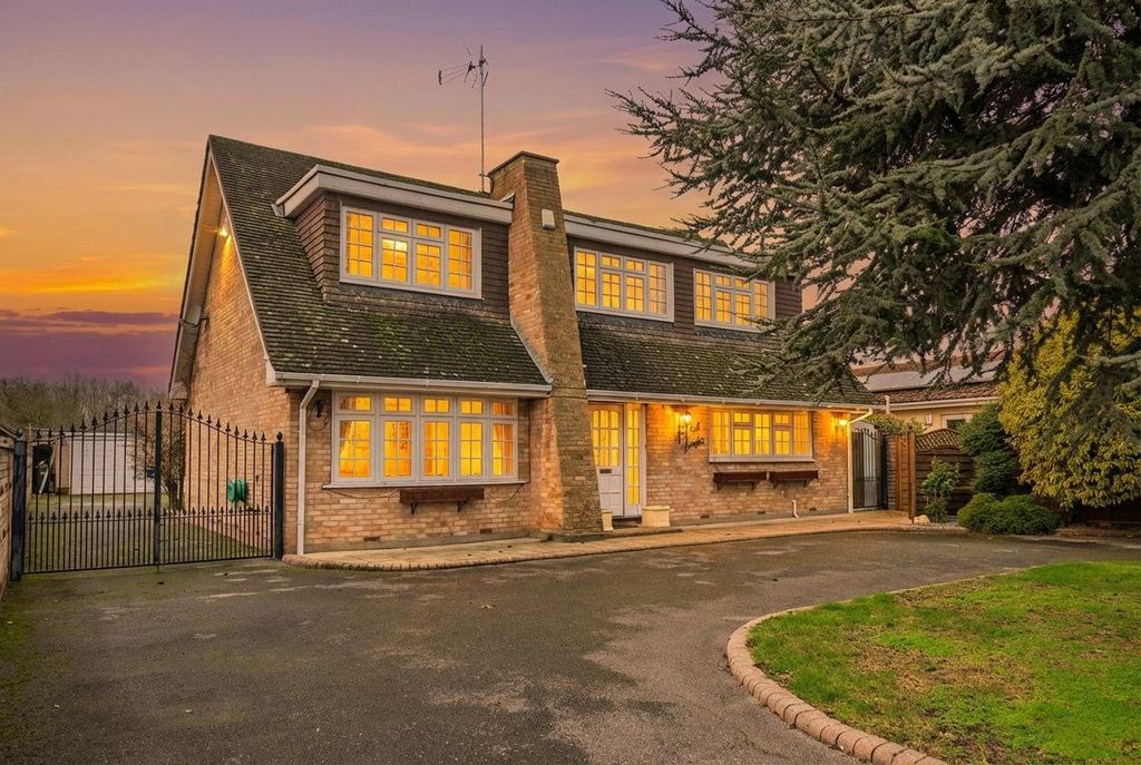 Property photo 1 of 20