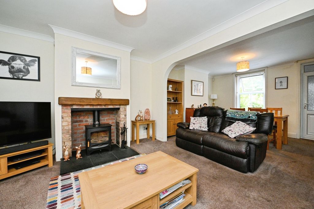 Property photo 3 of 20 Pbox-Img.Jpg
