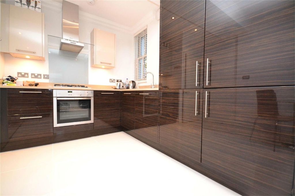 Property photo 3 of 8 Property Photo