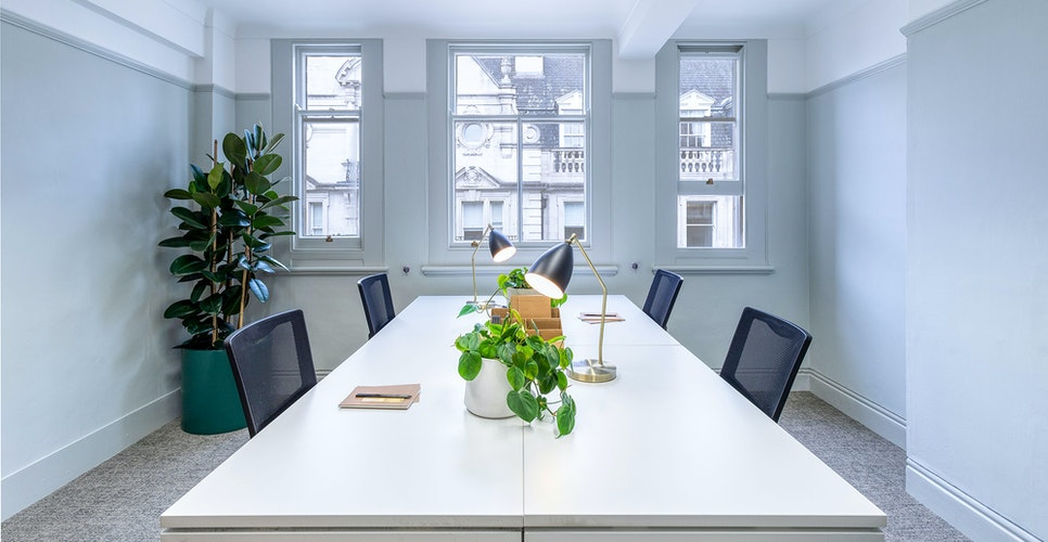 Property photo 3 of 8