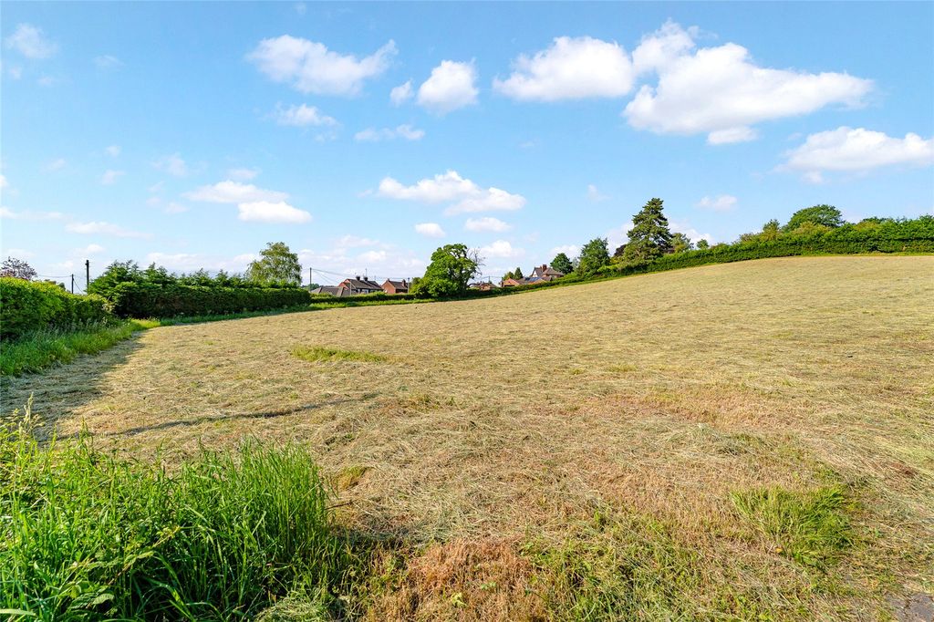Property photo 3 of 10 Land