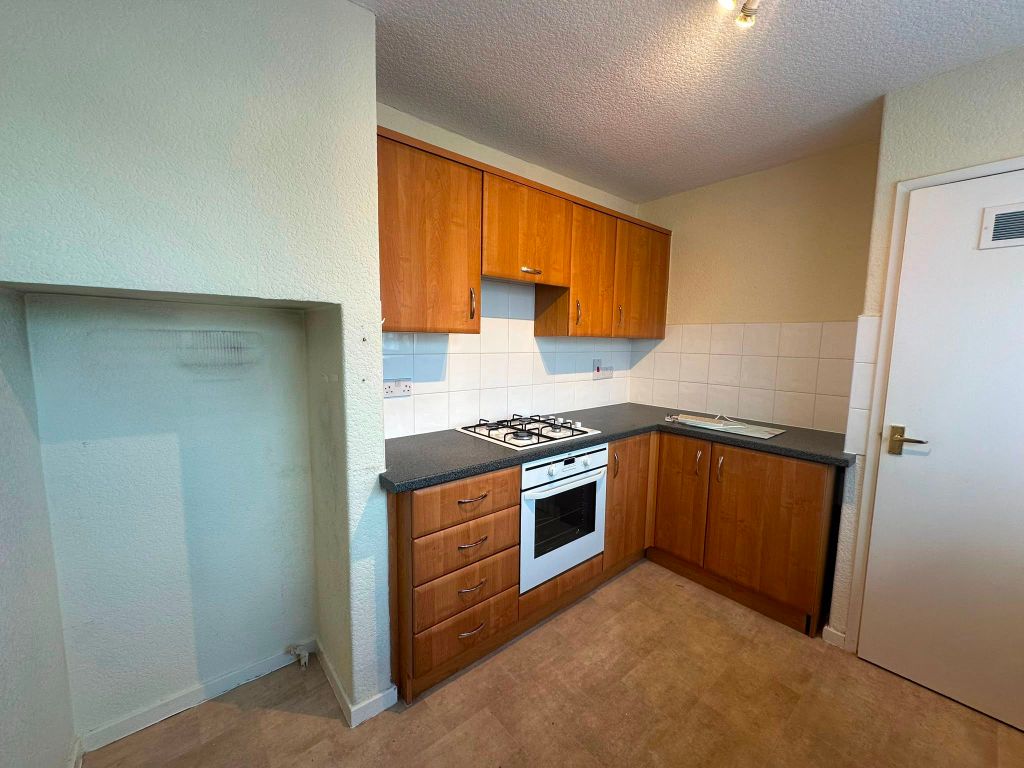 Property photo 2 of 25