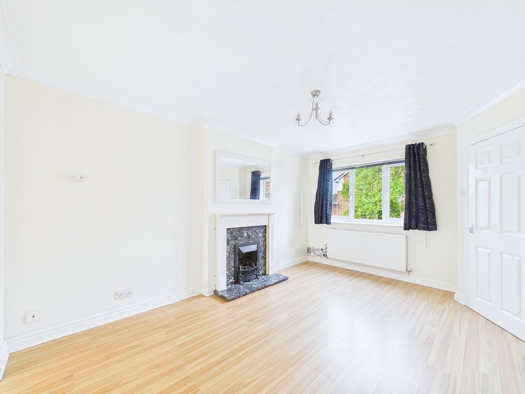 Property photo 3 of 38