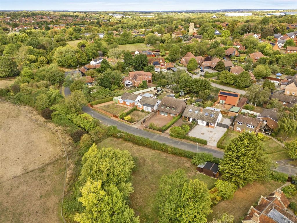 Property photo 1 of 9 4_Dji_20260907120258_0040_d.Jpg