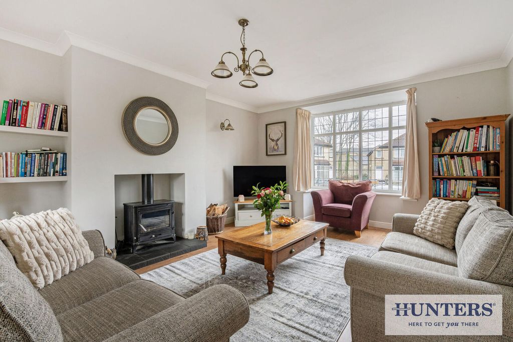 Property photo 2 of 23 Living Room