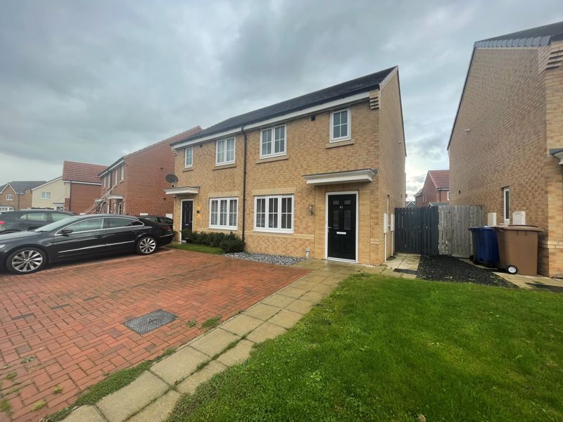 Property photo 1 of 9 Photo 8