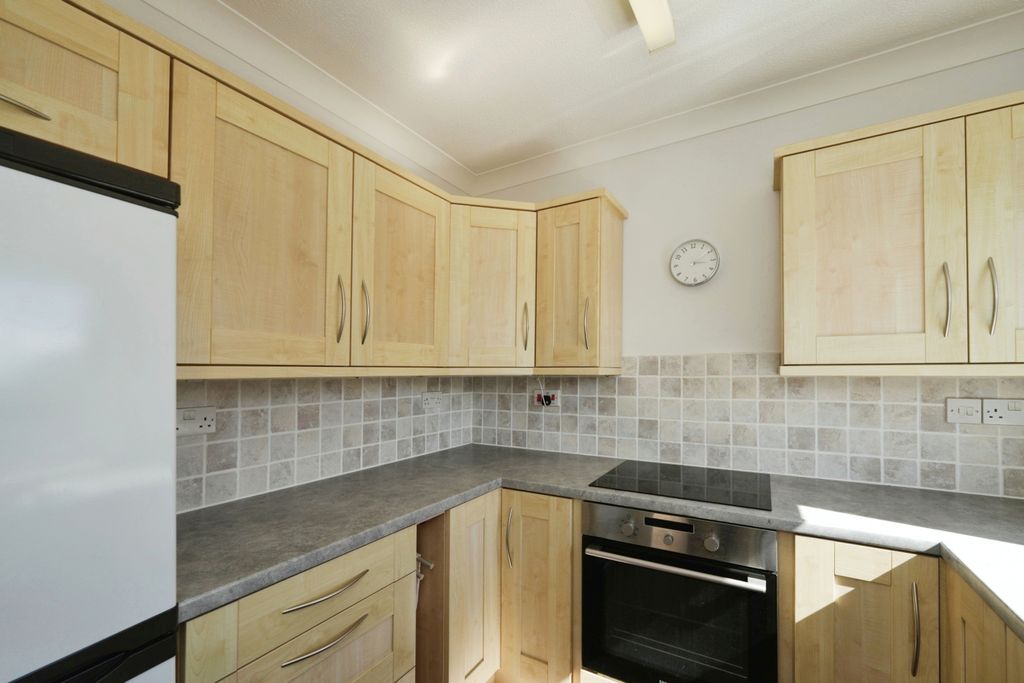 Additional image 6 of 2 bed flat for saleTanners Court, Thornbury BS35