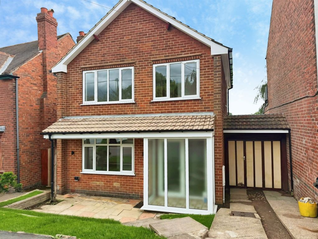 Property photo 2 of 32
