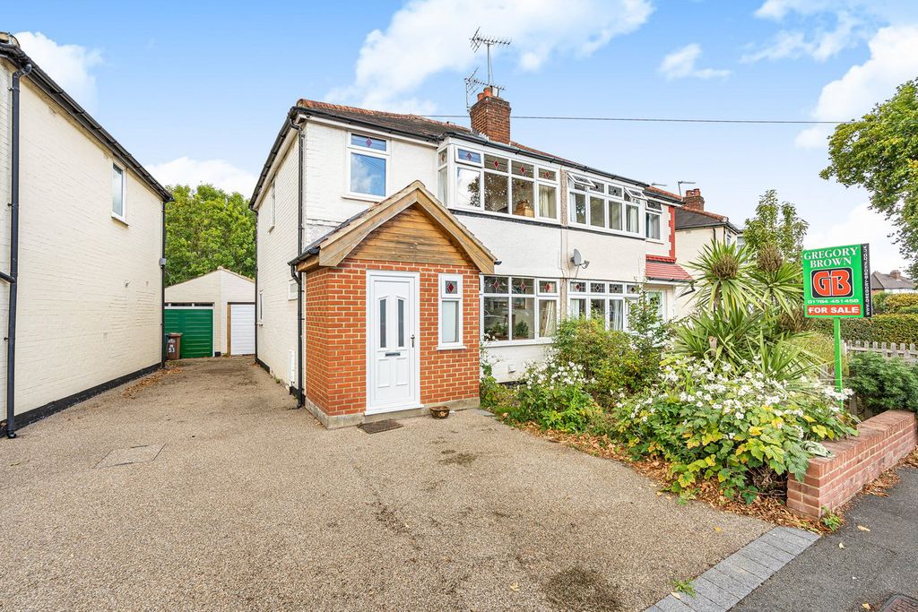 Property photo 1 of 12