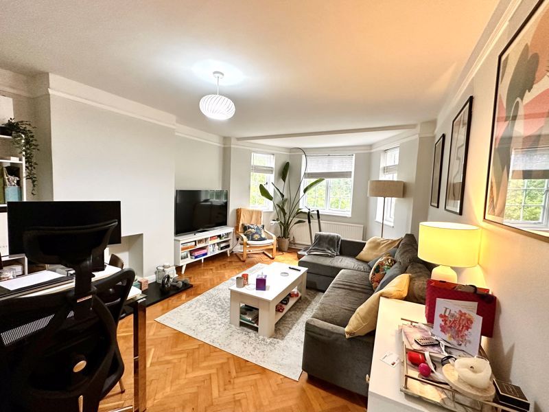 Property photo 2 of 9 Photo 9