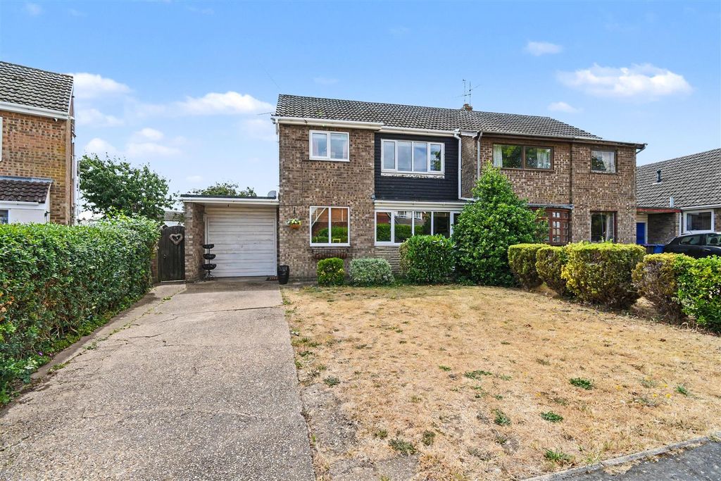 Property photo 1 of 26 Front