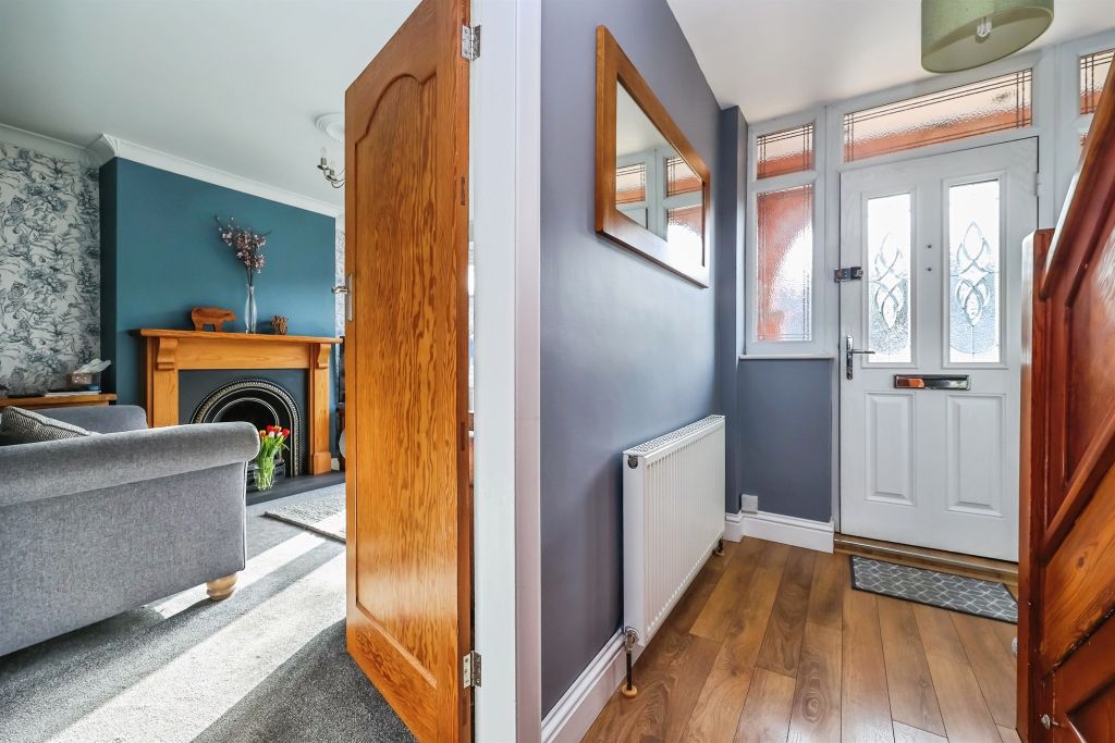 Property photo 3 of 25